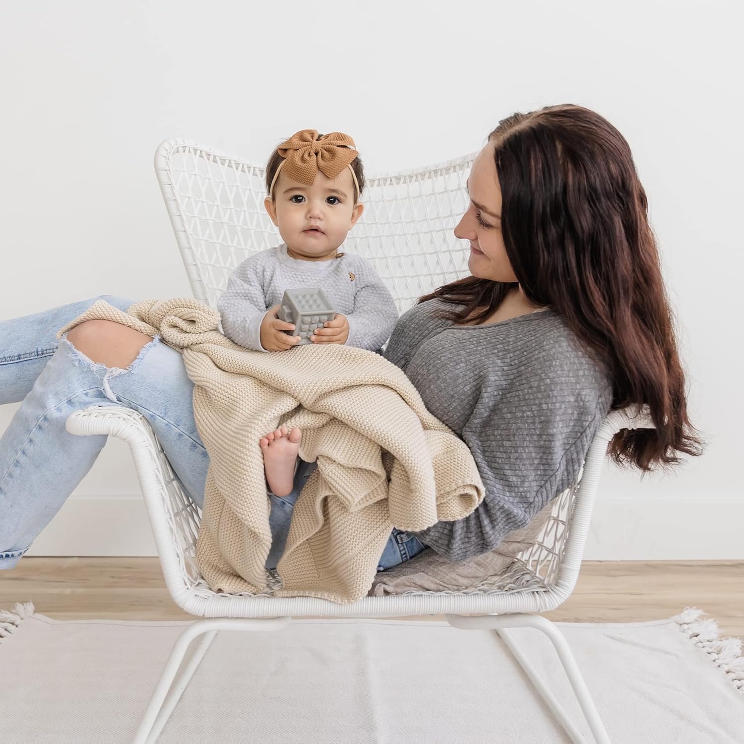 Knitted Baby Blanket in Beige - Natemia