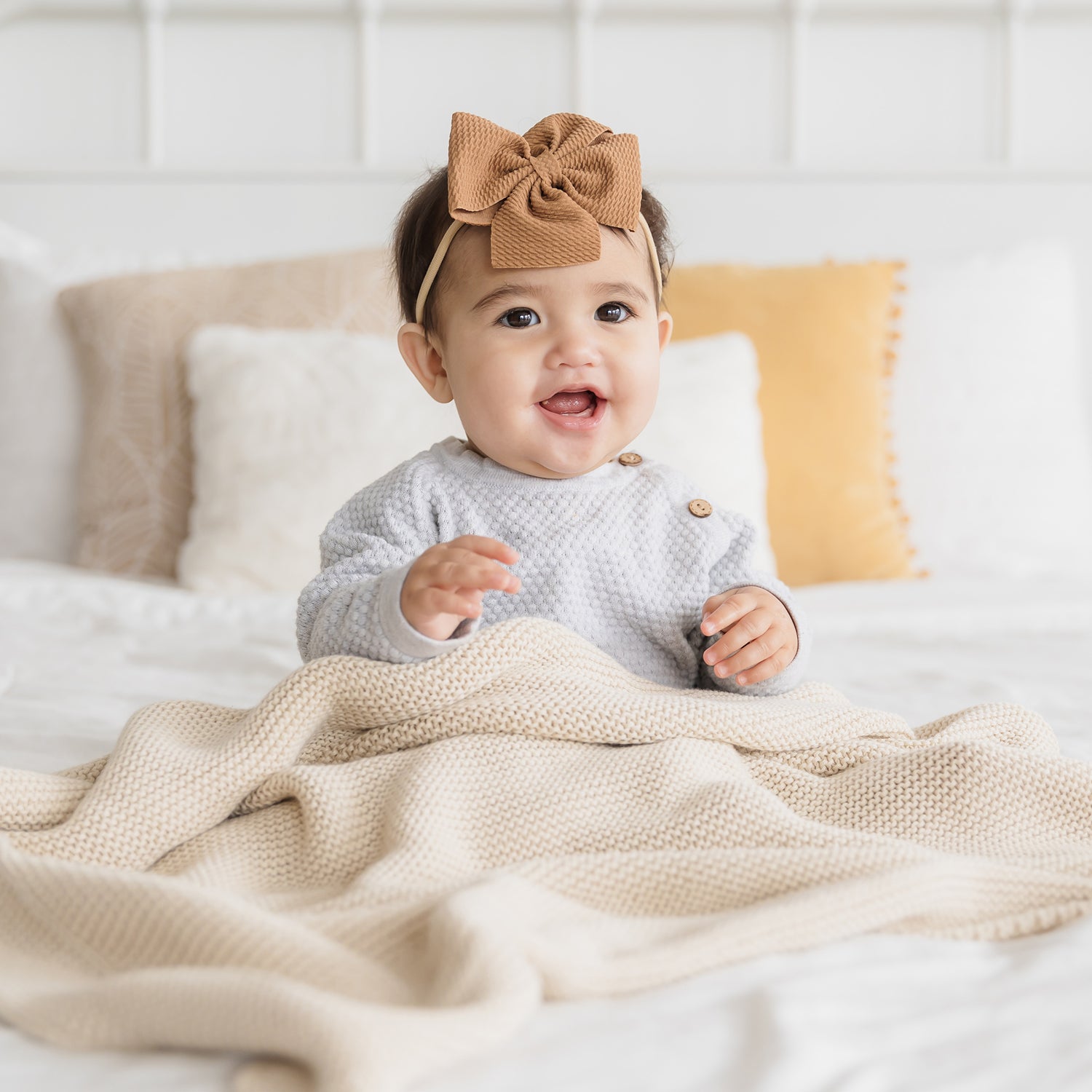 Knitted Baby Blanket in Beige - Natemia