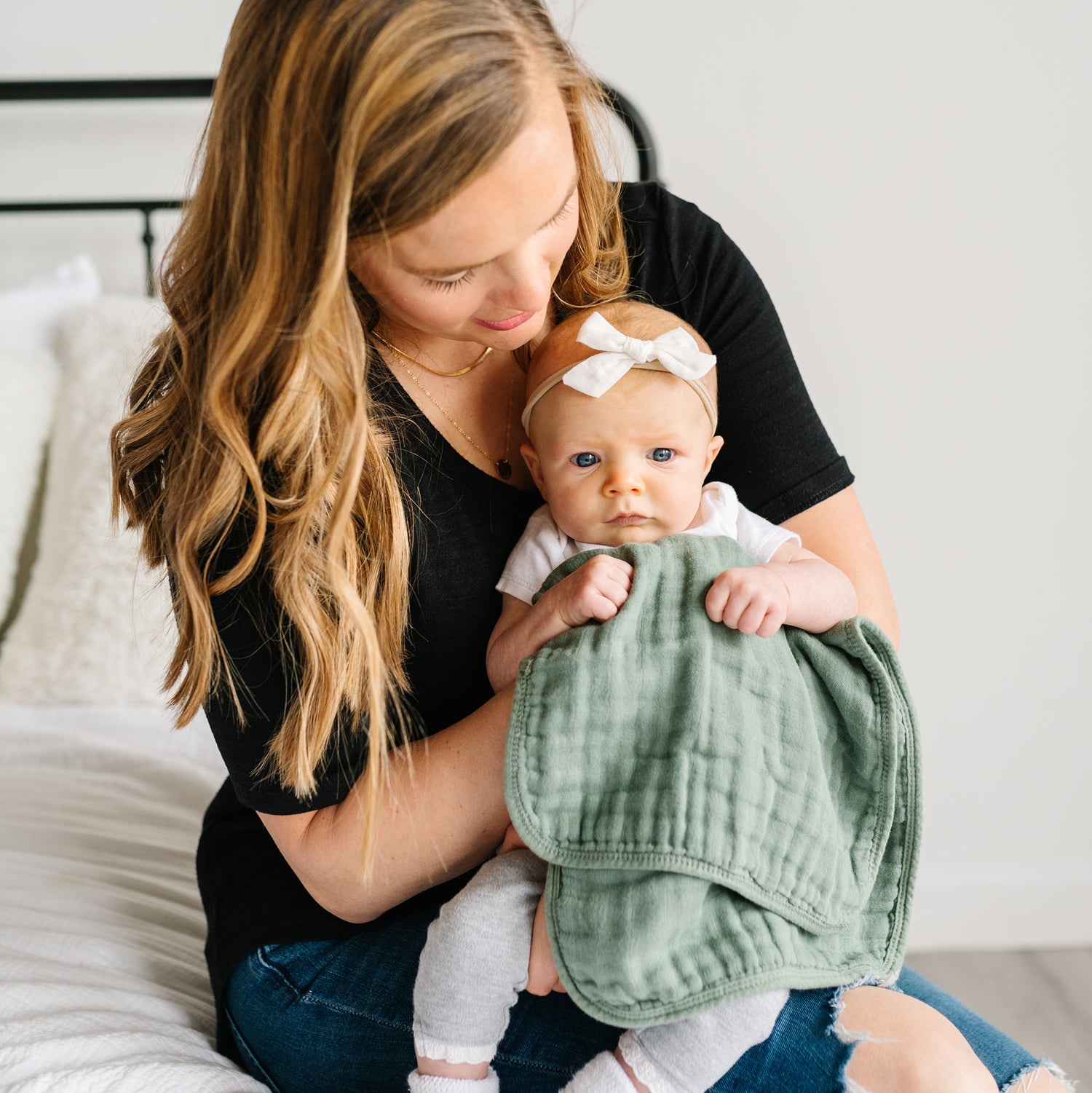 Ultra Soft Muslin Bamboo Burp Cloths - 3 Pack - Natemia