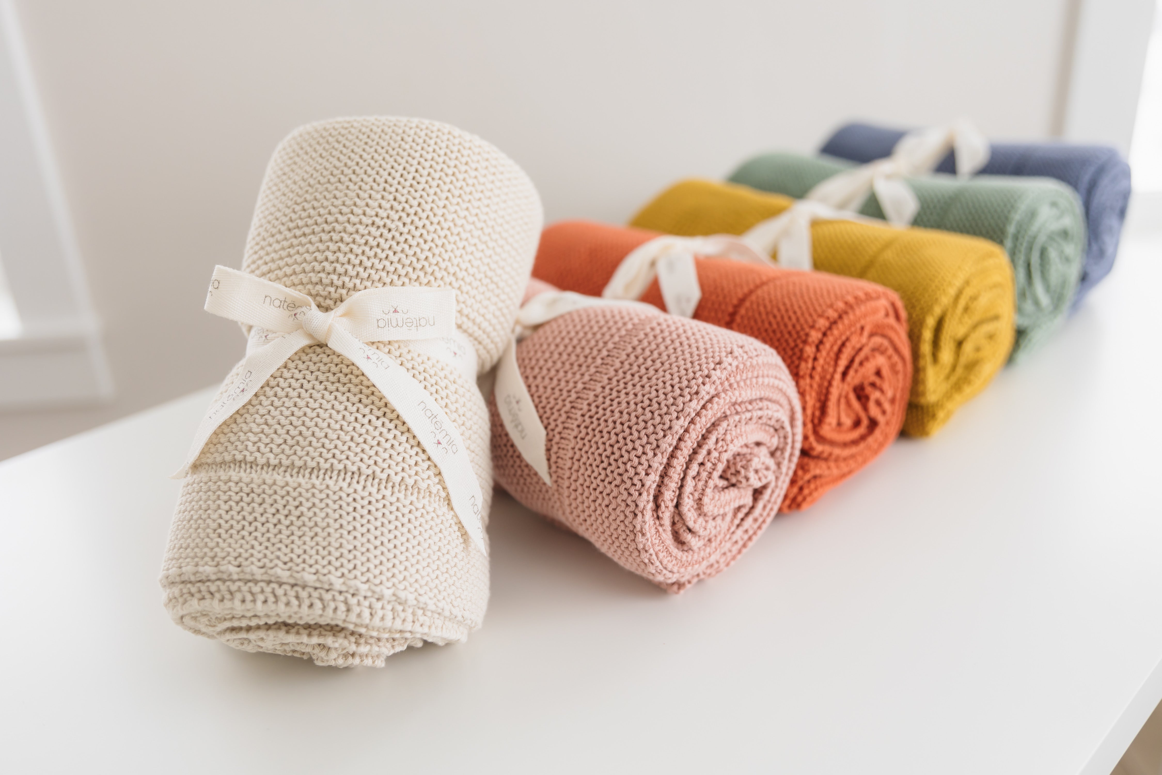 3 Reasons Why Our Knitted Blanket is the Perfect Baby Gift