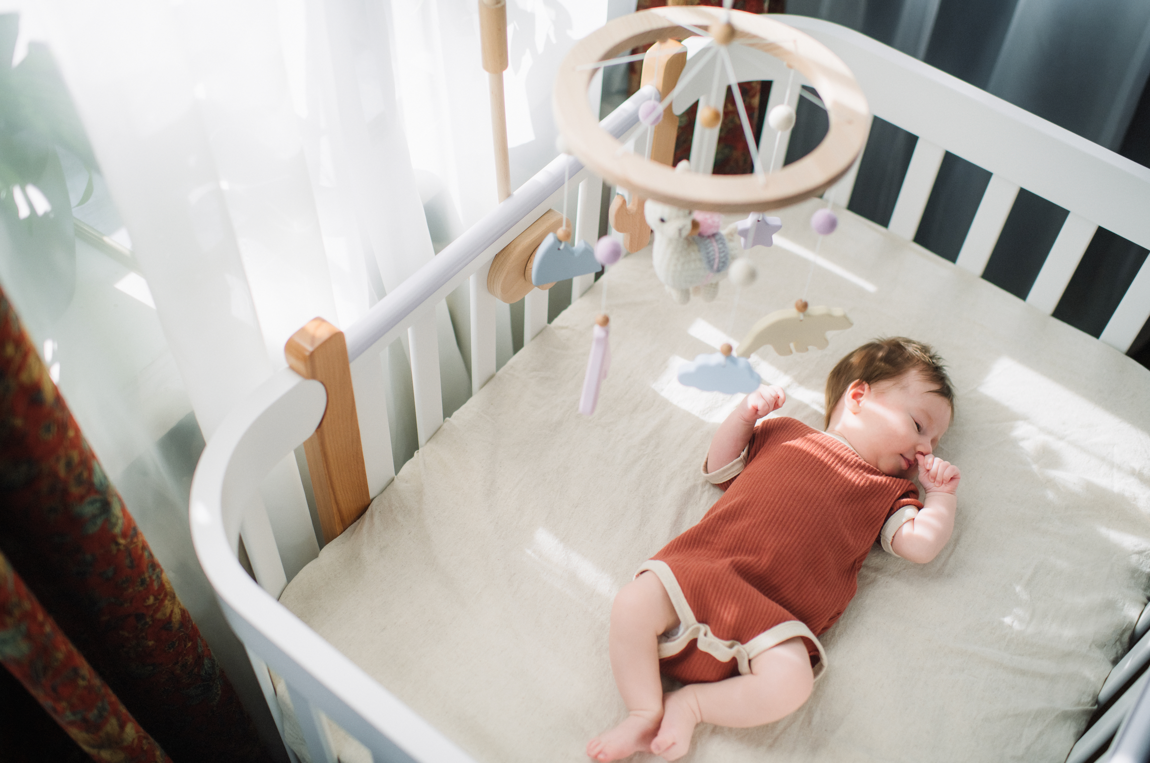 Why Does White Noise Soothe Babies? – Natemia