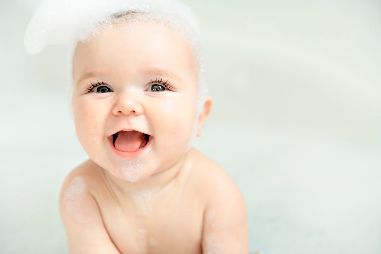 How To Make A Baby Bath Fun and Easy?
