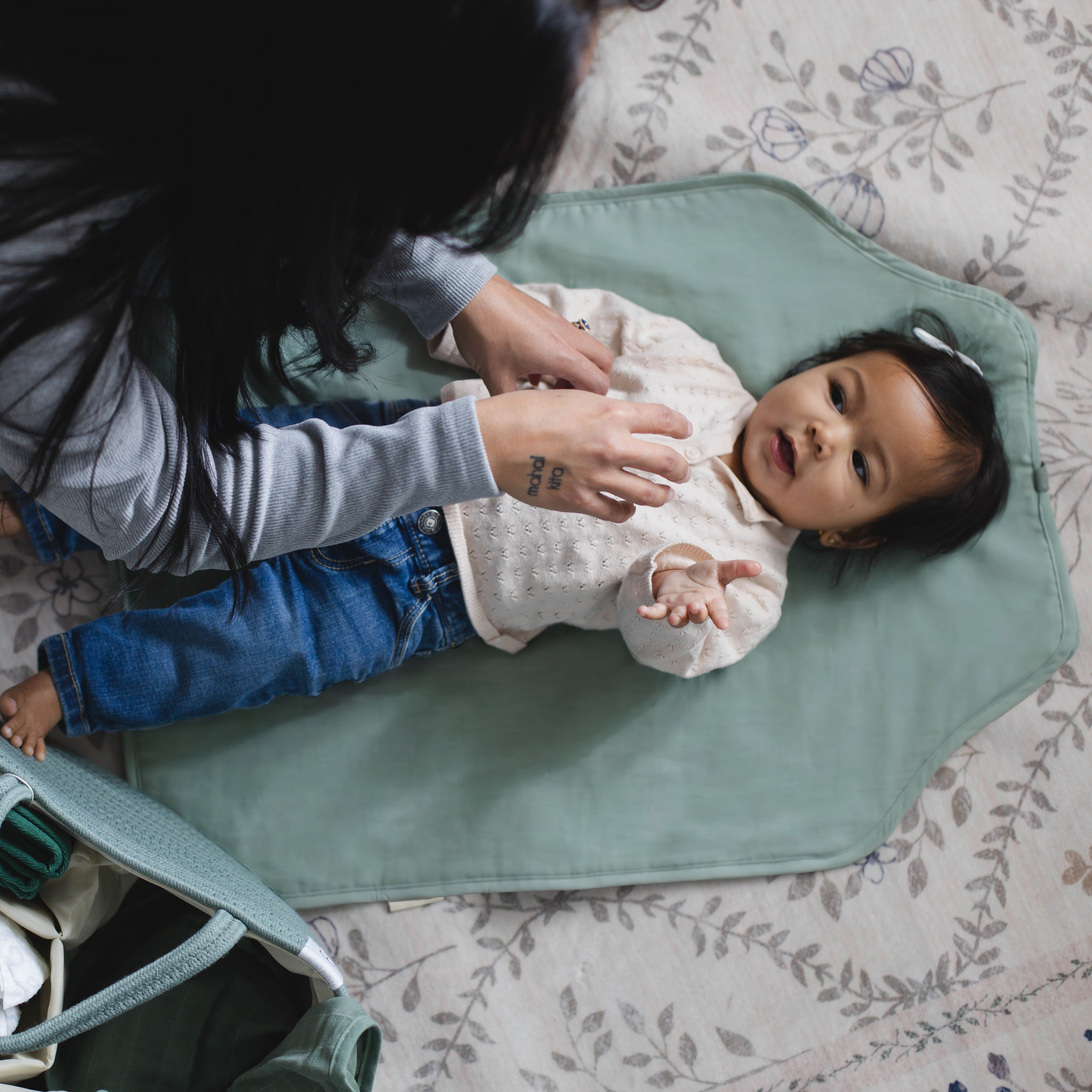 Portable Changing Pad - Natemia