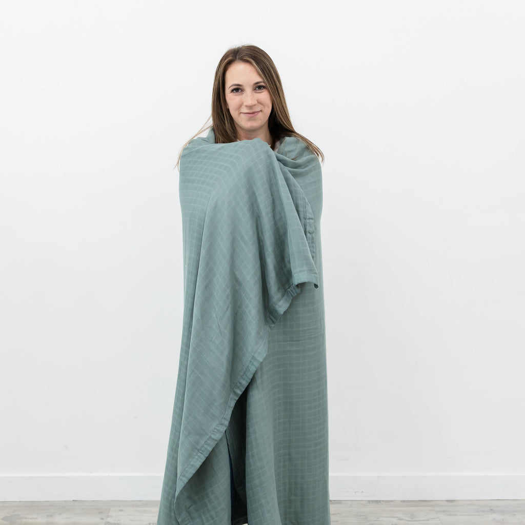 6-Layer Muslin Bamboo XL Blanket in Sage - Natemia