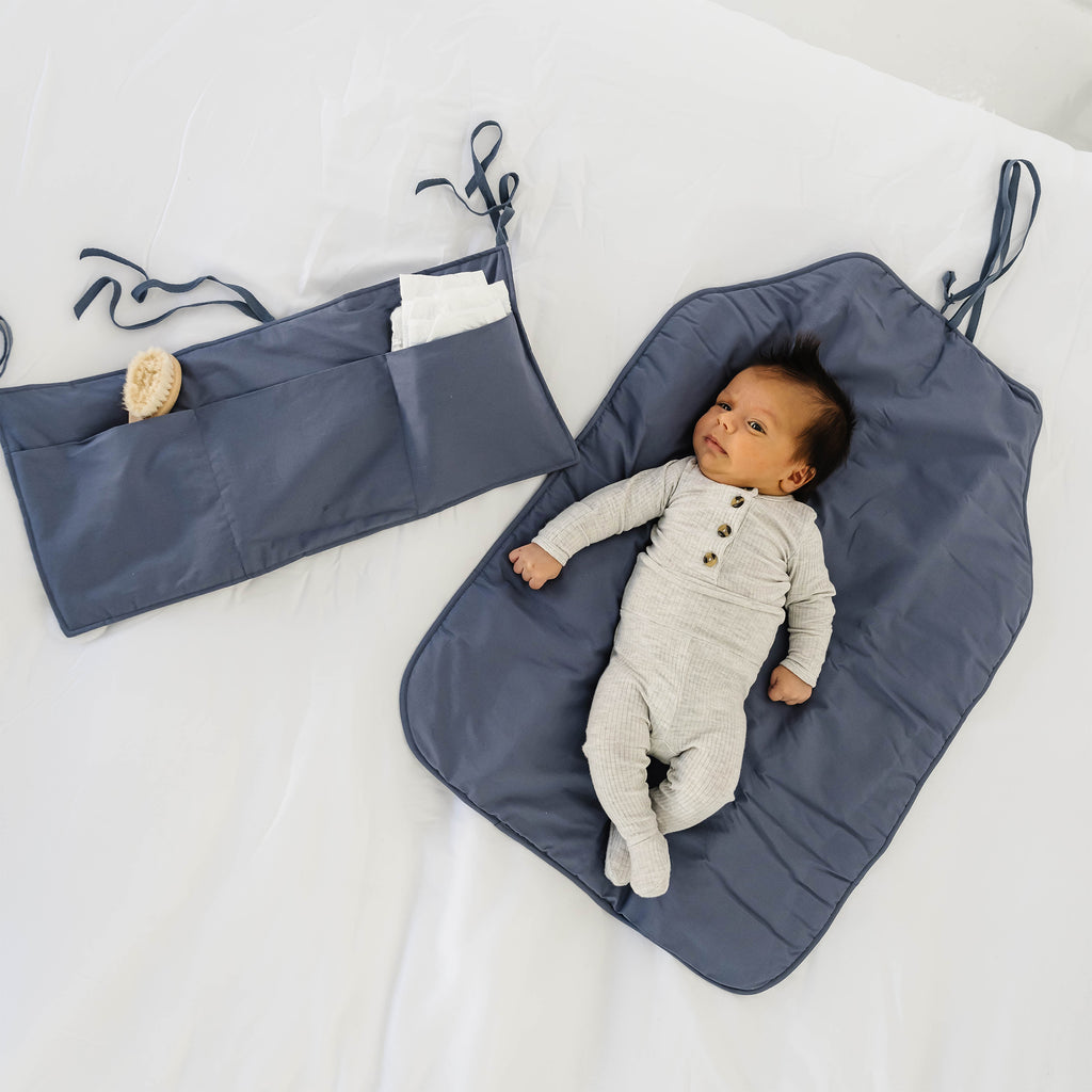 On The Go Portable Changing Pad- Folkstone Gray - Natemia